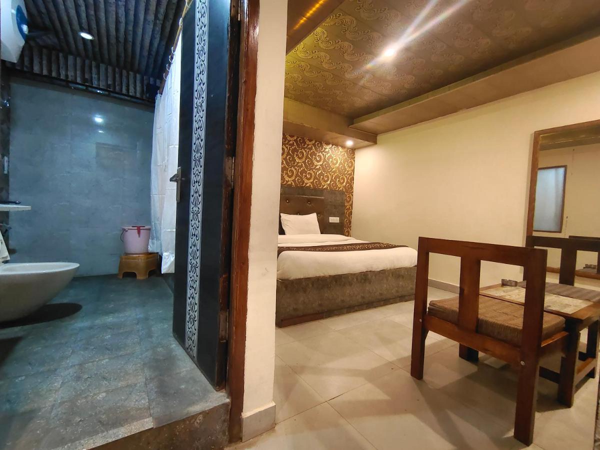 Magic Stays - Shimla Royale - Free Pickup From Railway Station Shimla Exterior foto